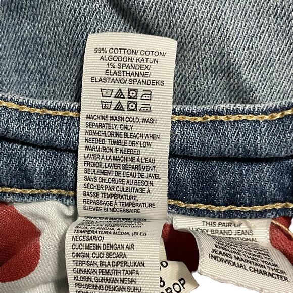 Lucky Brand Jeans Womens Size 8 Blue Sweet Crop Mid Rise Light Wash Denim Pants - Picture 10 of 13